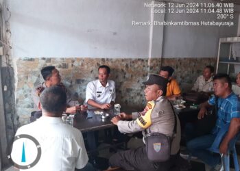 Kapolsek Tanah Jawa Ajak Warga Sukseskan Pemilu 2024 dan Jaga Kamtibmas di Hutabayuraja