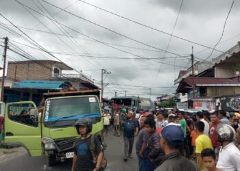 Akibat Rem Blong Truk Tangki Tabrakan Beruntun Di Jalan Narumonda Siantar