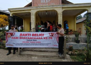 Kapolsek Tanah Jawa Resor Simalungun Gelar Bakti Sosial dan Religi di Gereja, Sambut HUT Bhayangkara ke-78