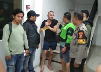WNA Inggris Perampas Mobil Truck Diamankan