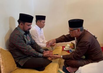 Para Tokoh Se Kecamatan Simpang Ulim Peusijuk dan Deklarasi Cabup dan Cawabup Aceh Timur