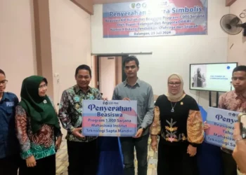 Bupati Balangan: Beasiswa Untuk Tingkatkan Kualitas Pendidikan