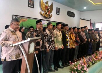 Dr.Taqwaddin Resmi  Lantik Darmawan Ali Jadi Ketua ICMI Aceh Timur