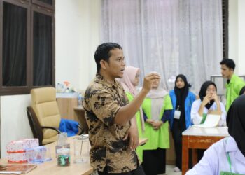 Prodi Pendidikan Biologi Uin Ar-Raniry Gelar Open Lab Khusus Mahasiswa Baru