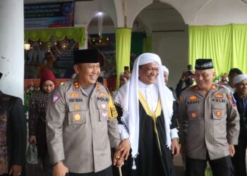 Kapolres Simalungun Hadiri Sidang Munaqasyah ke-34 Thariqat Naqsyabandiyah Al-Kholidiyah Jalaliyah di Bandar Tinggi