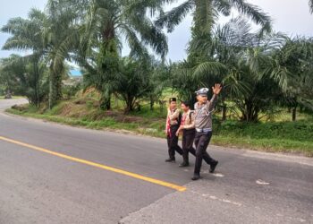 Kasat Lantas Polres Batu Bara Iptu Andi Krismanto Barus Giat Jumat Curhat Dengan Komunitas Supir