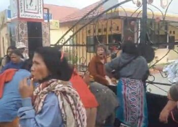 Polres Simalungun Didemo,Warga Hoppoan Menuding CV.Tapian Nauli Buat Kegaduhan Malah Warga Yang Ditangkap