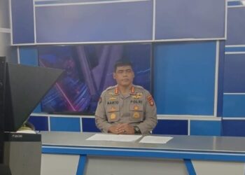 Kabid Humas Polda Sumsel Bersama Wakapendam II/ Sriwijaya Secara Bergantian Menjadi Pembawa Acara Di TVRI Sumsel