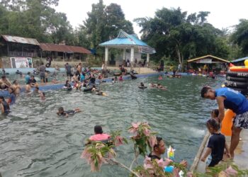 Permandian Alam Sejuk Timuran di Simalungun Rekomendasi Paling Tepat Lengkapi Liburan Keluarga