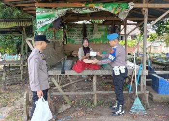 Wujud Kepedulian dan Peduli Sesama, Polsek Indralaya Gelar Kegiatan Jum’at Curhat dan Berbagi