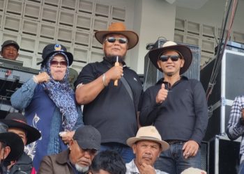 Tiga Anggota Dewan Dari Partai NasDem Saksikan Penutupan Pacuan Kuda Tradisional Gayo