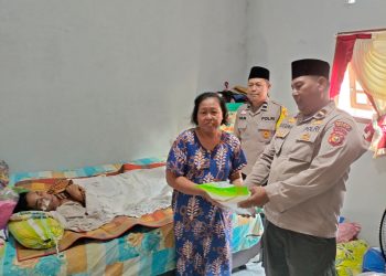 Tersentuh Kondisi Warga, Polsek Tualang Salurkan Bantuan di Program Jum’at Berbagi