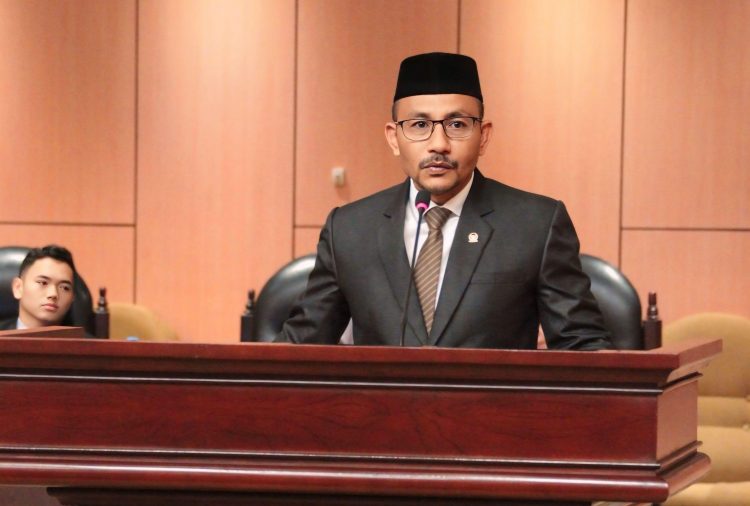 Anggota Komisi 1 DPD RI Dari Aceh.Haji Uma, kritik tajam soal usulan legalisasi kasino.