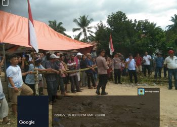 Ratusan Massa Lakukan Pemalangan Jalan Menuju PT.SPR di Asahan,Minta Perhatian Presiden dan Wakil Rakyat 