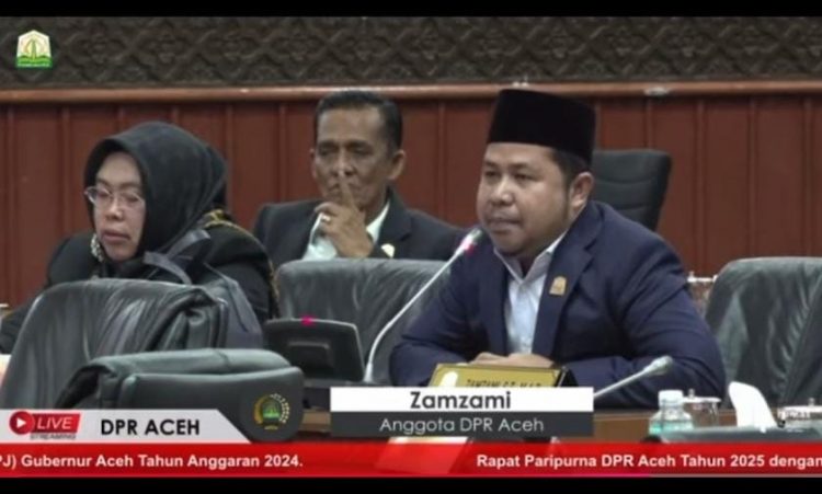 Anggota Dewan Perwakilan Rakyat Aceh (DPRA) Zamzami, ST, M.AP,saat rapat paripurna DPR Aceh Senin (26/05/2025).