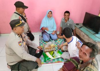 Sentuhan Kemanusiaan: Polsek Tualang Bantu Warga Lumpuh Sejak Lahir di Kampung Pinang Sebatang Timur