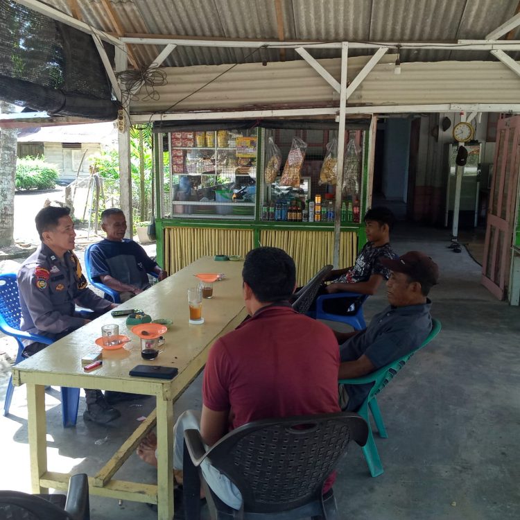 Foto: Polsek Kandis Patroli dan sosialisasi Kamtibmas Dan Karhutla.