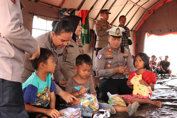 Foto: Polres Siak Gelar Trauma Healing Untuk Korban Kerusuhan Pasca Demo di PT SSL Tumang.