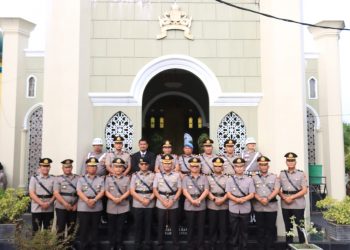 Ziarah Khidmat Polres Siak ke Makam Pahlawan Sultan Syarif Kasim: Wujud Penghormatan dalam Rangka Hari Bhayangkara ke-79 Tahun 2025