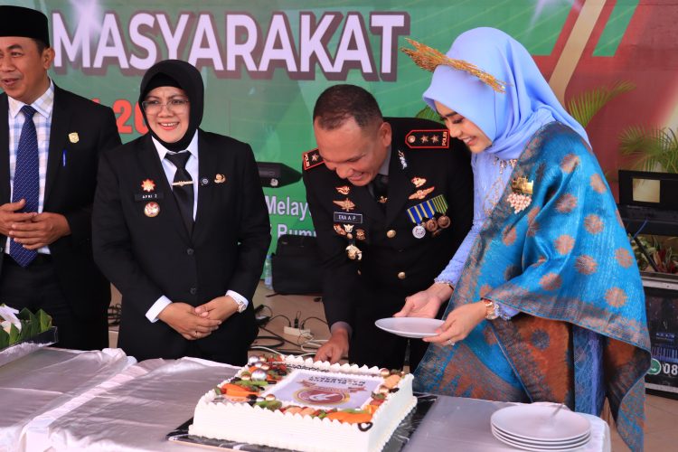Foto: Bupati Siak Dr. Afni z M.Si dan Kapolres Siak AKBP Eka Ariandy S.H, S.I.K,.M.Si.