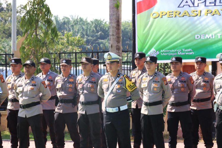 Foto: Polres Siak Apel Gelar Pasukan Patuh Lalulintas.