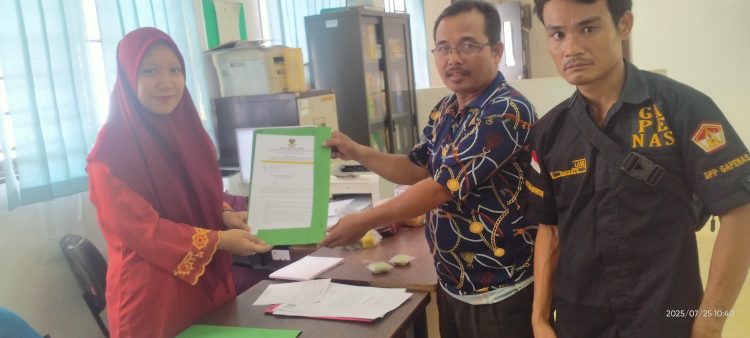 Foto: LSM PENJARA Sampaikan Laporan Pengaduan Tenaga kerja perkebunan sawit PT Panca Palma Sejahtera ke Disnakertrans kabupaten Siak