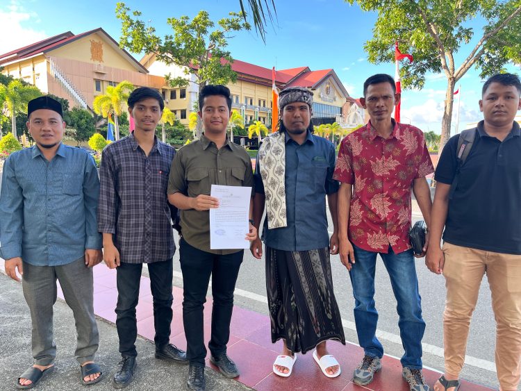 Komponen Masyarakat Aceh dan Mahasiswa resmi laporkan beberapa Akun Tiktok Bermuatan Unsur Pornoaksi,