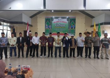 Pelantikan PD Persis Dairi Diwarnai Donasi Untuk Palestina: Anggota DPD RI Ustadz KH Muhammad Nuh Sampaikan Rasa Syukur
