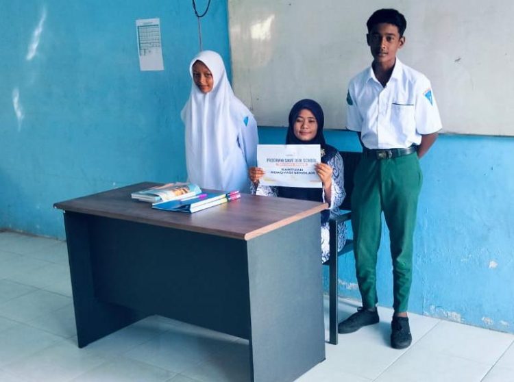 SMKS Muhammadiyah Banda Aceh menerima bantuan LAZISMU  Pusat sebagai bagian dari program peningkatan sarana dan prasarana pendidikan di lingkungan Amal Usaha Muhammadiyah, Kamis (7/8/2025).