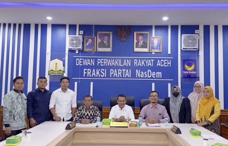 Fakultas Ekonomi Universitas Muhammadiyah Aceh (FE Unmuha) melaksanakan audiensi dan silaturrahmi dengan Fraksi Partai NasDem DPR Aceh, Selasa (22/9/2025).