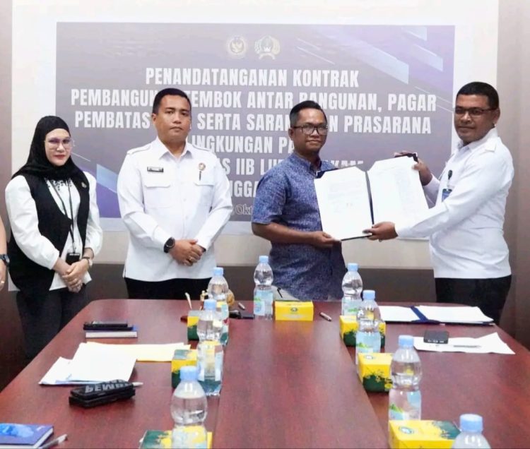 Lapas Kelas IIB Lubuk Pakam melaksanakan penandatanganan kontrak pekerjaan konstruksi bersama CV. Wespandel Group. Foto: Dok. Humas Lapas Lubuk Pakam.