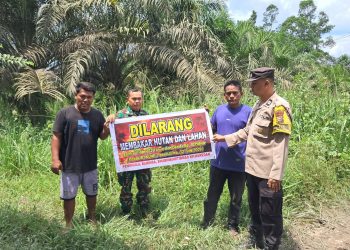 Cegah Karhutla, Polsek Tualang Gencar Patroli dan Himbauan Kepada Warga di Kampung Maredan