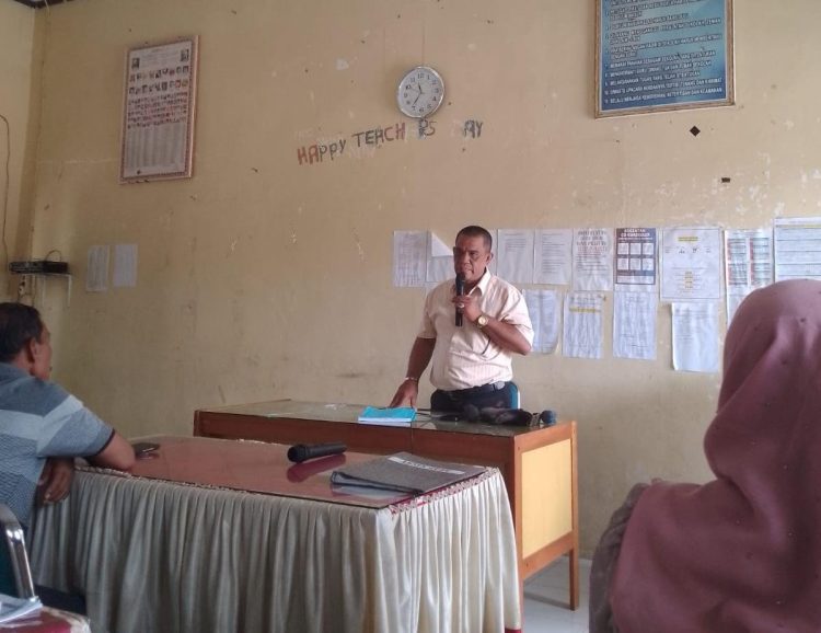 Sulman Kepala Sekolah SMPN 1 Kutamakmur Aceh Tengah