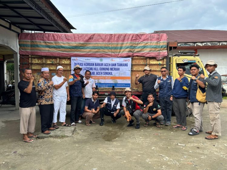 Lembaga Amil Zakat, Infaq, dan Sedekah Muhammadiyah (Lazismu Kantor Layanan Gunung Meriah–Aceh Singkil), berangkat kan bantuan bencana alam ke Aceh Tamiang, Sabtu (13/12/2025)