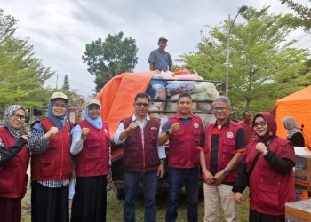DPW PPNI Aceh Salurkan Bantuan Untuk Masyarakat dan Sejawat Korban Banjir dan Tanah Longsor Di Bireuen