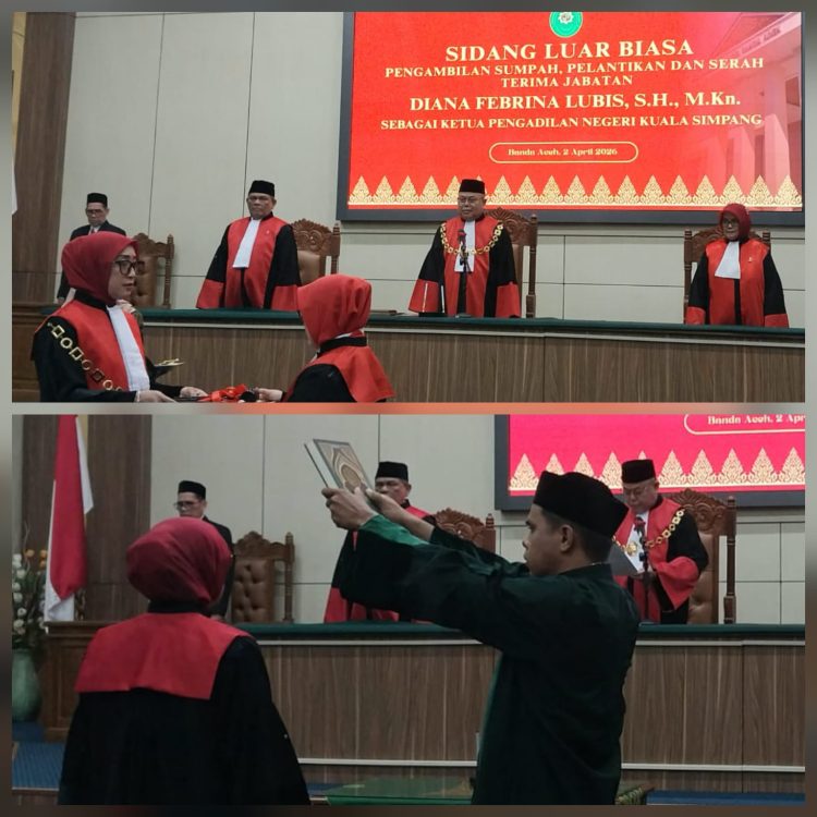 Ketua Pengadilan Tinggi Banda Aceh, Nursyam, SH, MHum mengambil sumpah dan melantik Diana Febrina Lubis, SH, MKn sebagai Ketua Pengadilan Negeri (KPN) Kuala Simpang.