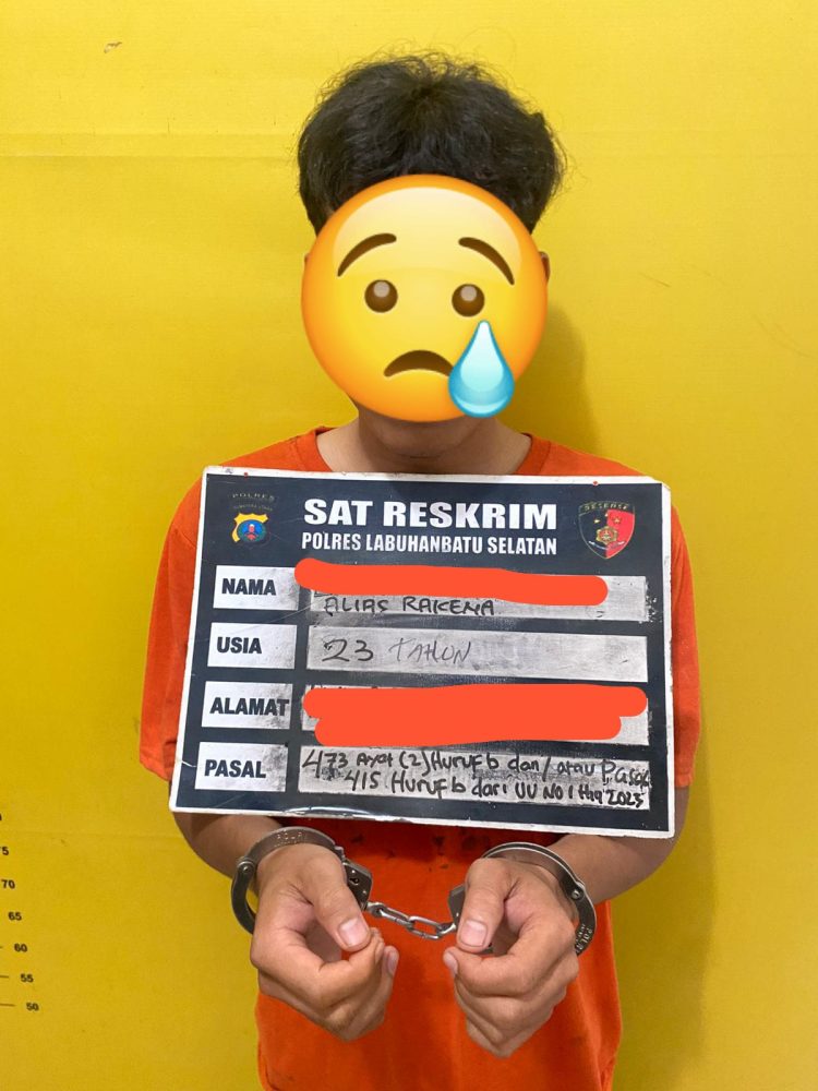 Pelaku berinisial LMS alias Rakena (23),saat diamankan Polres Labusel