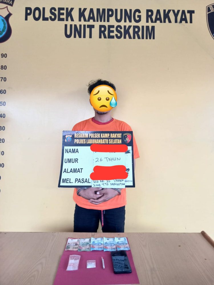 Diduga pemilik sabu, APD alias Anggi (26) saat diamankan petugas.