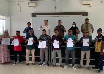 Tani Merdeka Aceh Tamiang Saksikan Penandatanganan Kontrak Rehab Sawah Rusak