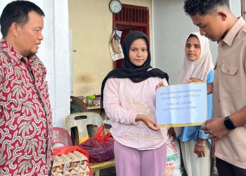 OSIS SMA Negeri 7 Banda Aceh Salurkan Donasi 5 Juta Lebih untuk Korban Kebakaran di Gampong Deah Glumpang