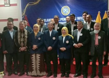 Pelantikan IKA UNAIR Aceh Bukan Sekadar Seremoni! Khofifah Tantang Alumni Berkarya, Taqwaddin Bidik Masa Depan Pendidikan Aceh