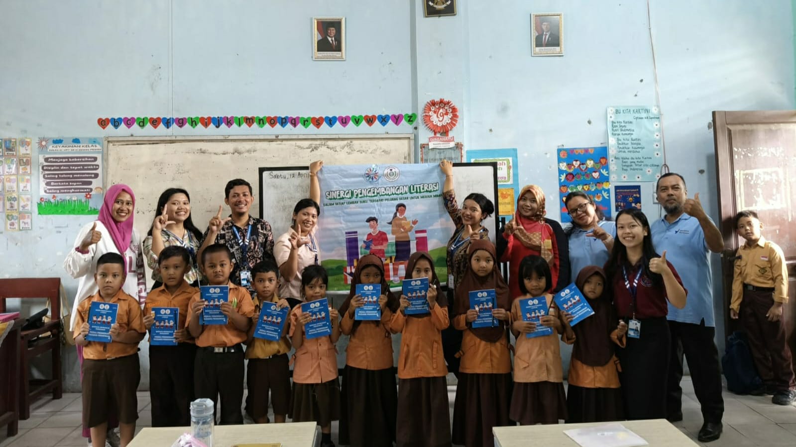 Komunitas Sinergitas Tingkatkan Literasi Anak Negeri