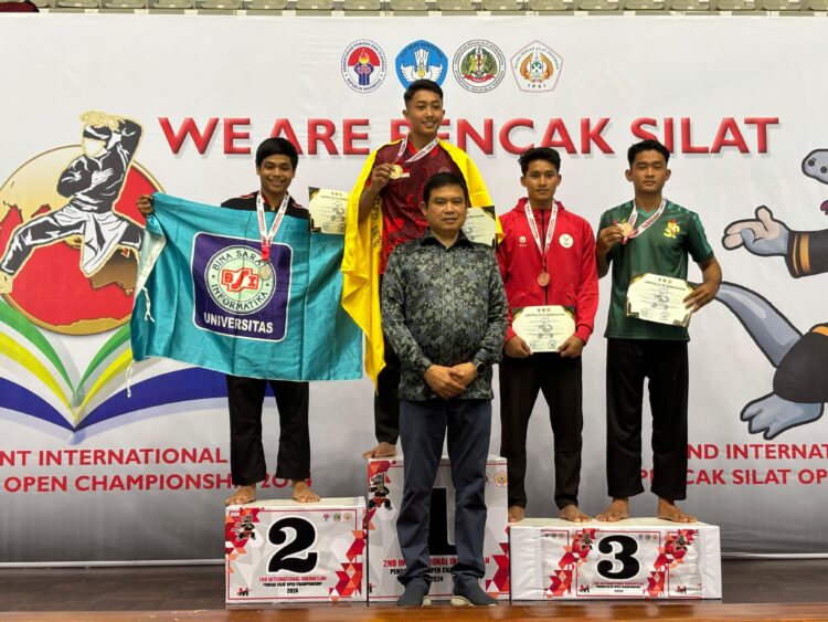 Kejuaraan Internasional Indonesia Pancak Silat Open Championship 2024 Jakarta,Muhammad Khadafi Nasution Ketua PC IPA Keluar Sebagai Juara 3 Kategori Tanding