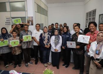 Serahkan Sertifikat UKW, dr Susanti: Jurnalis Sahabat Pemko Pematangsiantar