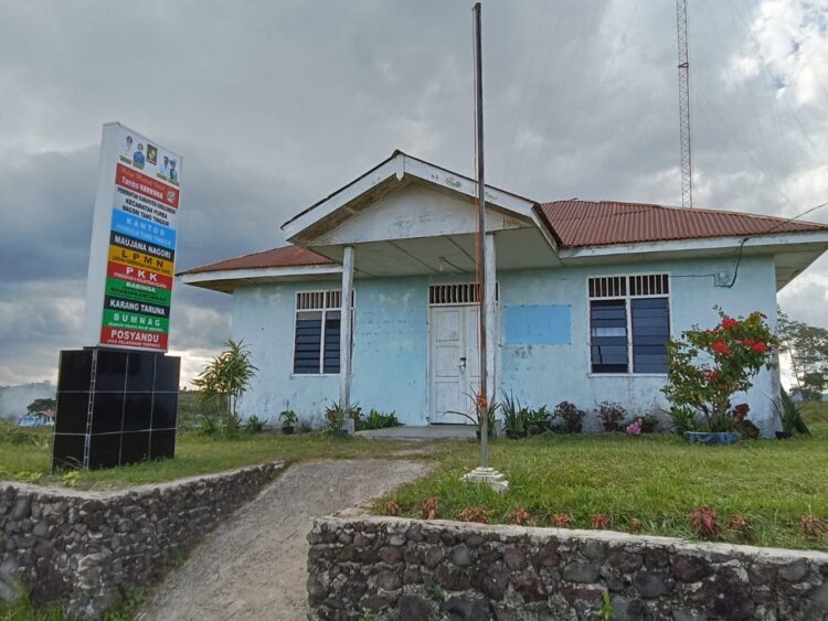 Masih Jam Kerja, Pelayanan Kantor Pangulu Tano Tinggir Tutup, Pintu Digembok