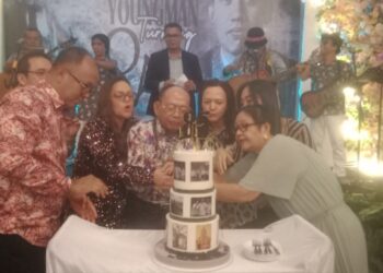 Syukuran 85 Tahun dr.Sarmedi Purba SPOG Pendiri RS Vita Insani Siantar Hikmat dan Meriah