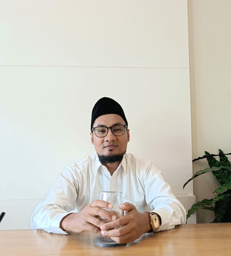 Salman Abror, SH, MKn