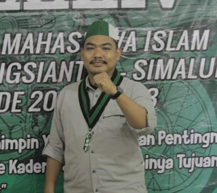 Robert Pardosi Ketua Umum HMI Cabang Pematang Siantar - Simalungun.
