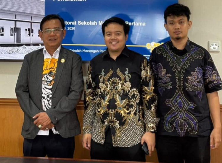 Dukung Pembangunan Sibolga Jamil Zeb Tumori Awasi Usulan Perbaikan Sekolah ke Pusat