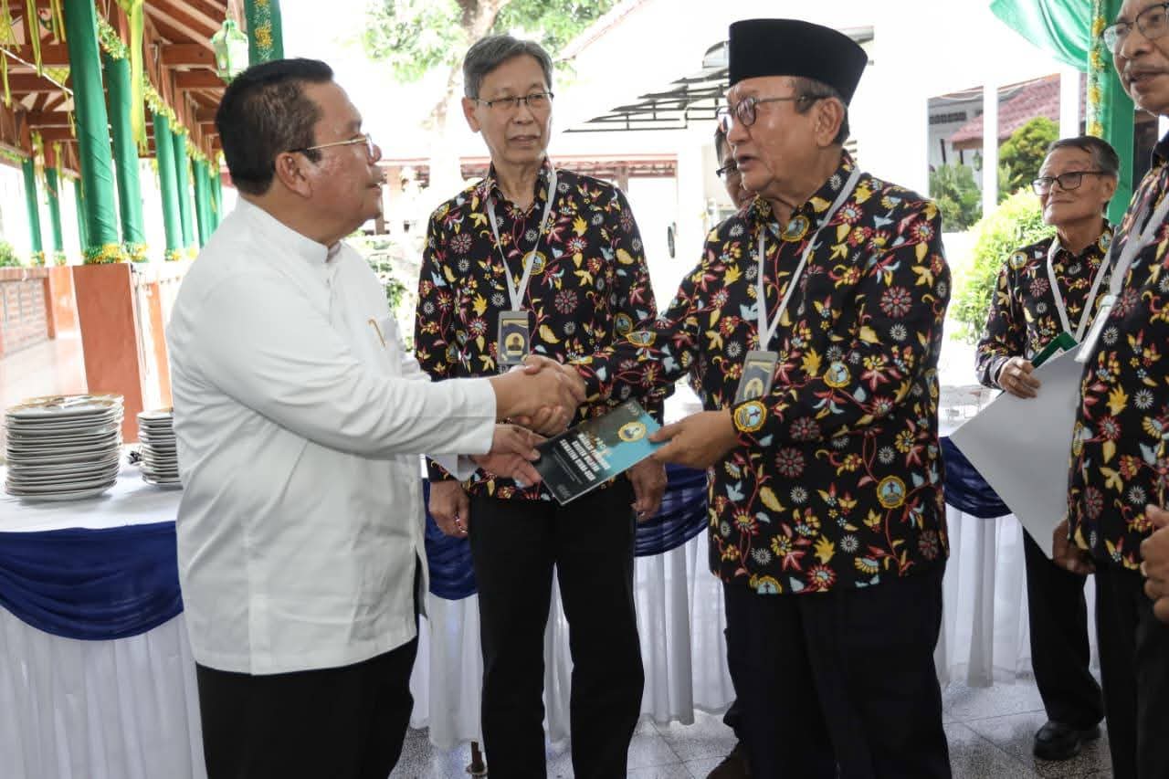 Ketua MPKW Sumut-Aceh RE Nainggolan Apresiasi Wali Kota Wesly Fasilitasi Pertemuan dengan Pemimpin Gereja Jelang Rakernas